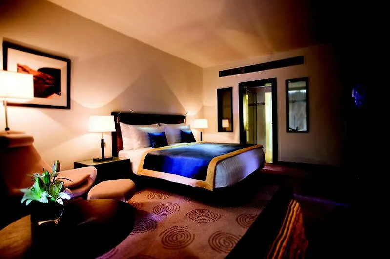 Avani Deira Dubai Hotel 5*,  Emirati Arabi Uniti